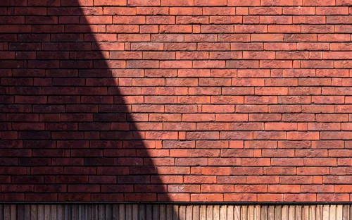 Clădire care folosește cărămida: Iberia Galicia