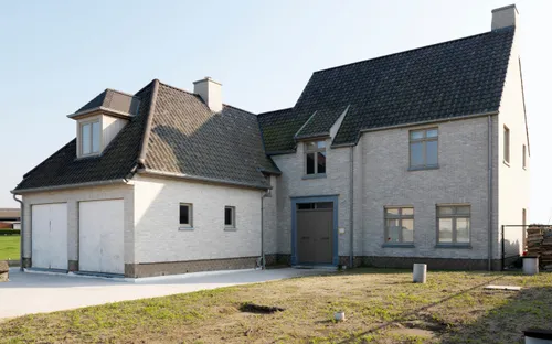 Clădire care folosește cărămida: Domus Casa Lena