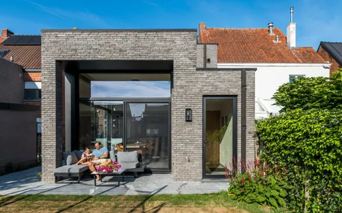 Clădire care folosește cărămida: Imperium Nerus