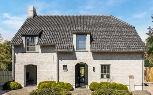 Clădire care folosește cărămida: Domus Casa Lena