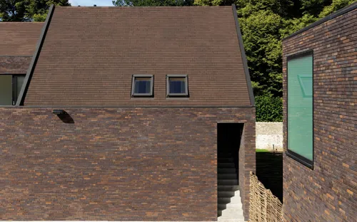 Clădire care folosește cărămida: Milosa Kogelbloem