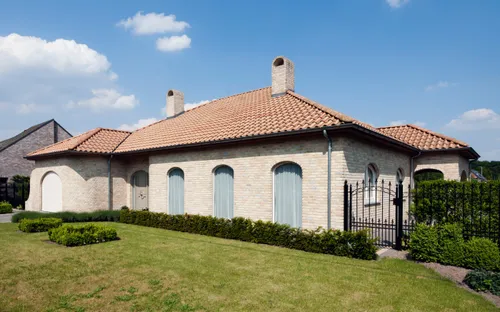 Clădire care folosește cărămida: Retro Lautrec