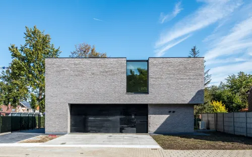 Clădire care folosește cărămida: Imperium Notus